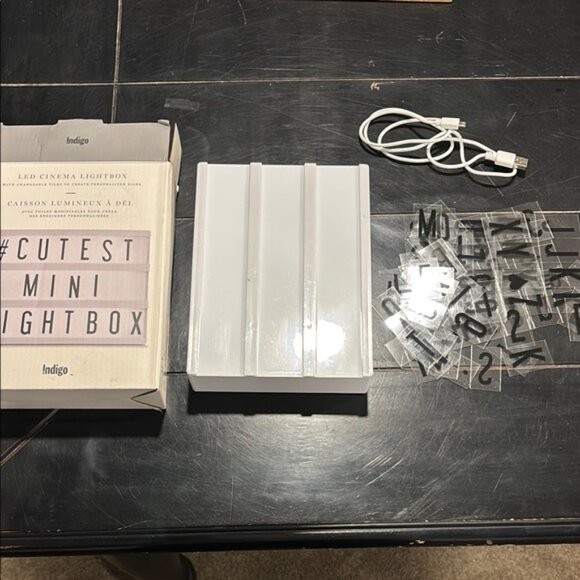 Indigo LED Mini Lightbox with Letters - Picture 2 of 2